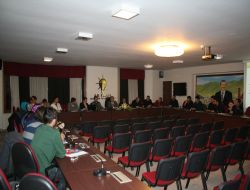 Cengiz, hizmet hedeflerini gençlerle paylaştı